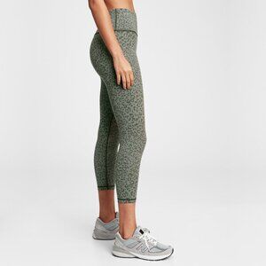 2/$30 GAP GapFit High Rise Blackout Jacquard 7/8 Leggings Olive Leopard MP #8969